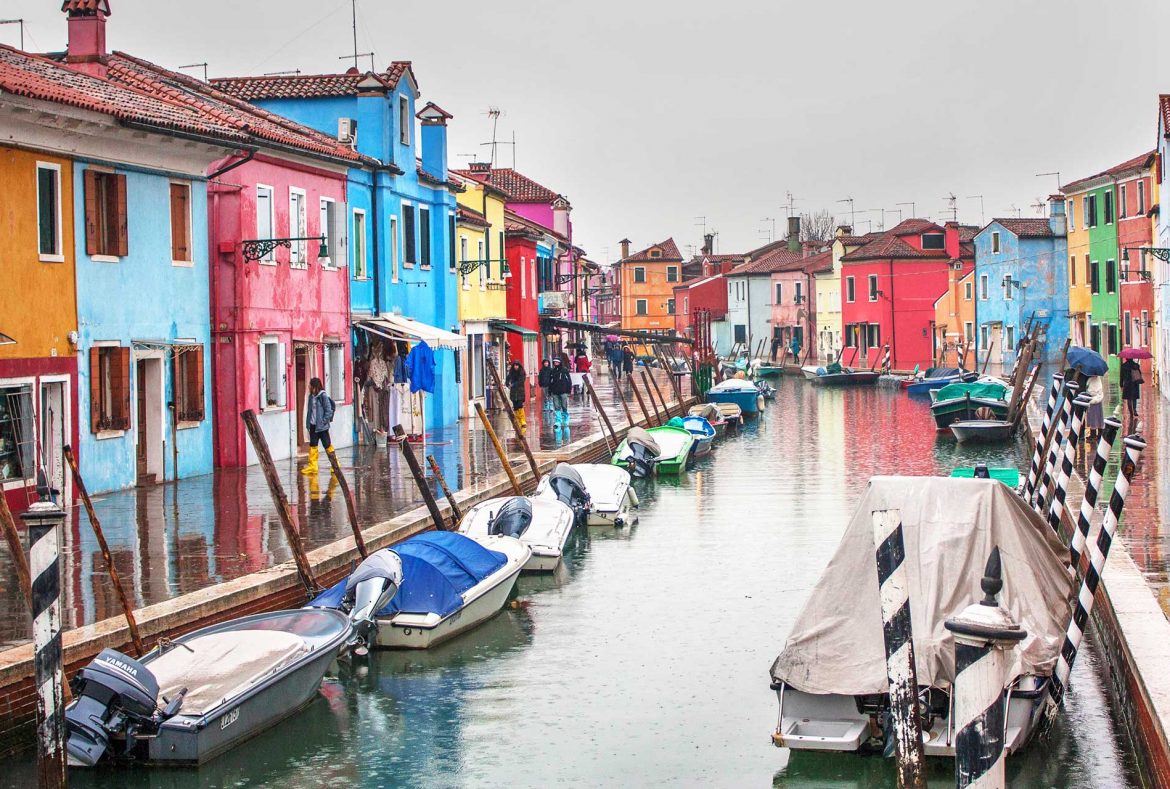 casute colorate in Burano, Veneția